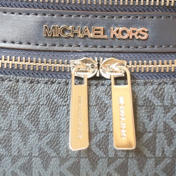 Michael Kors Kenly Small Waist Fanny Pack Crossbody Belt Bag MK Navy Admiral - Picture 10 of 10